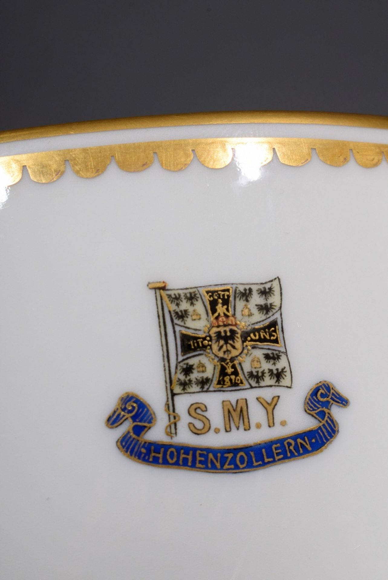 KPM Schale aus dem Speiseservice der kaiserlichen Staatsyacht 'Hohenzollern', die Kaiser Wilhem II  - Bild 3 aus 6