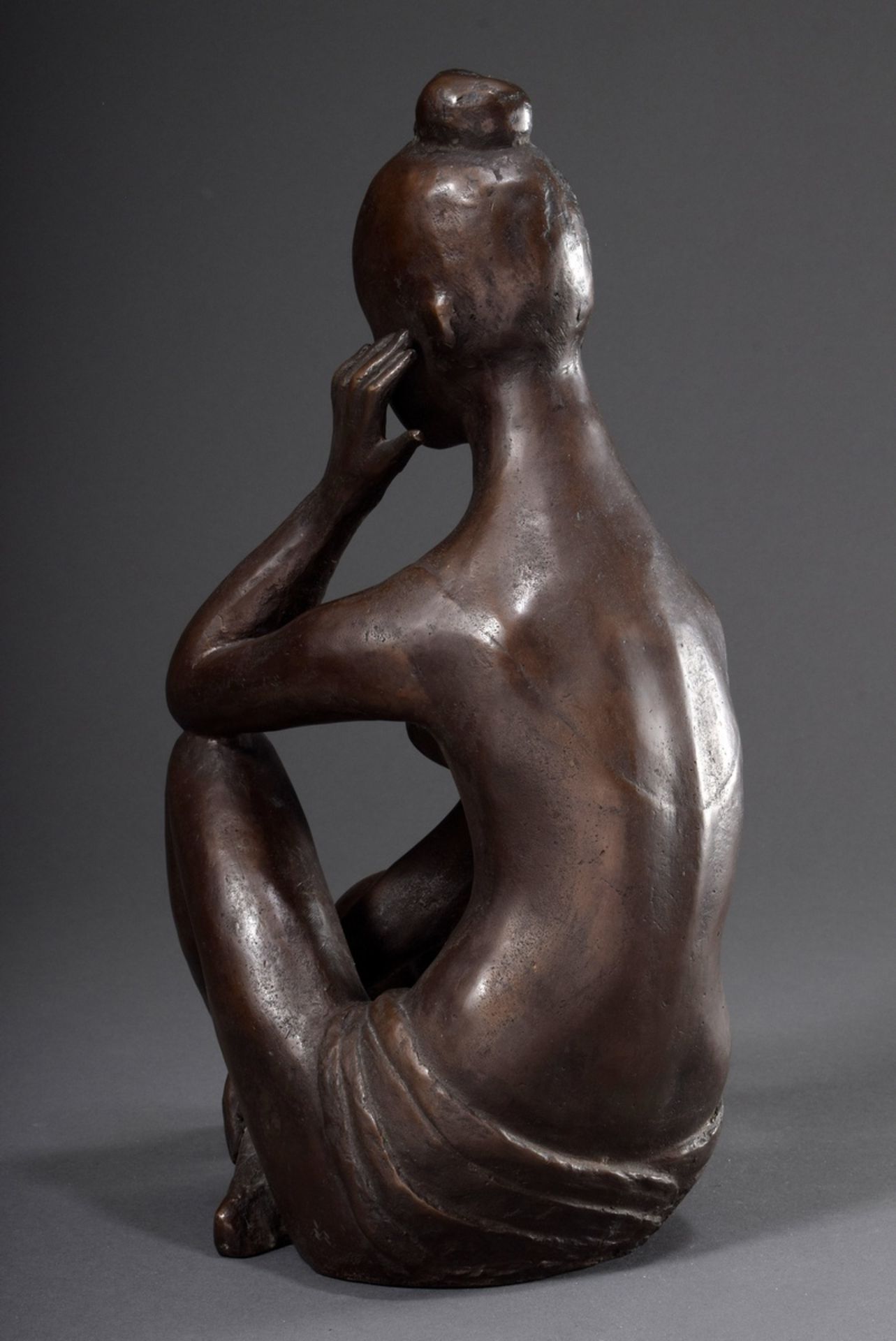 Mohr-Möller, Vera (1911-1998) "Sinnierender Akt", Bronze, sign., Guss: Barth/Elmenhorst, H.36cm - Bild 3 aus 8