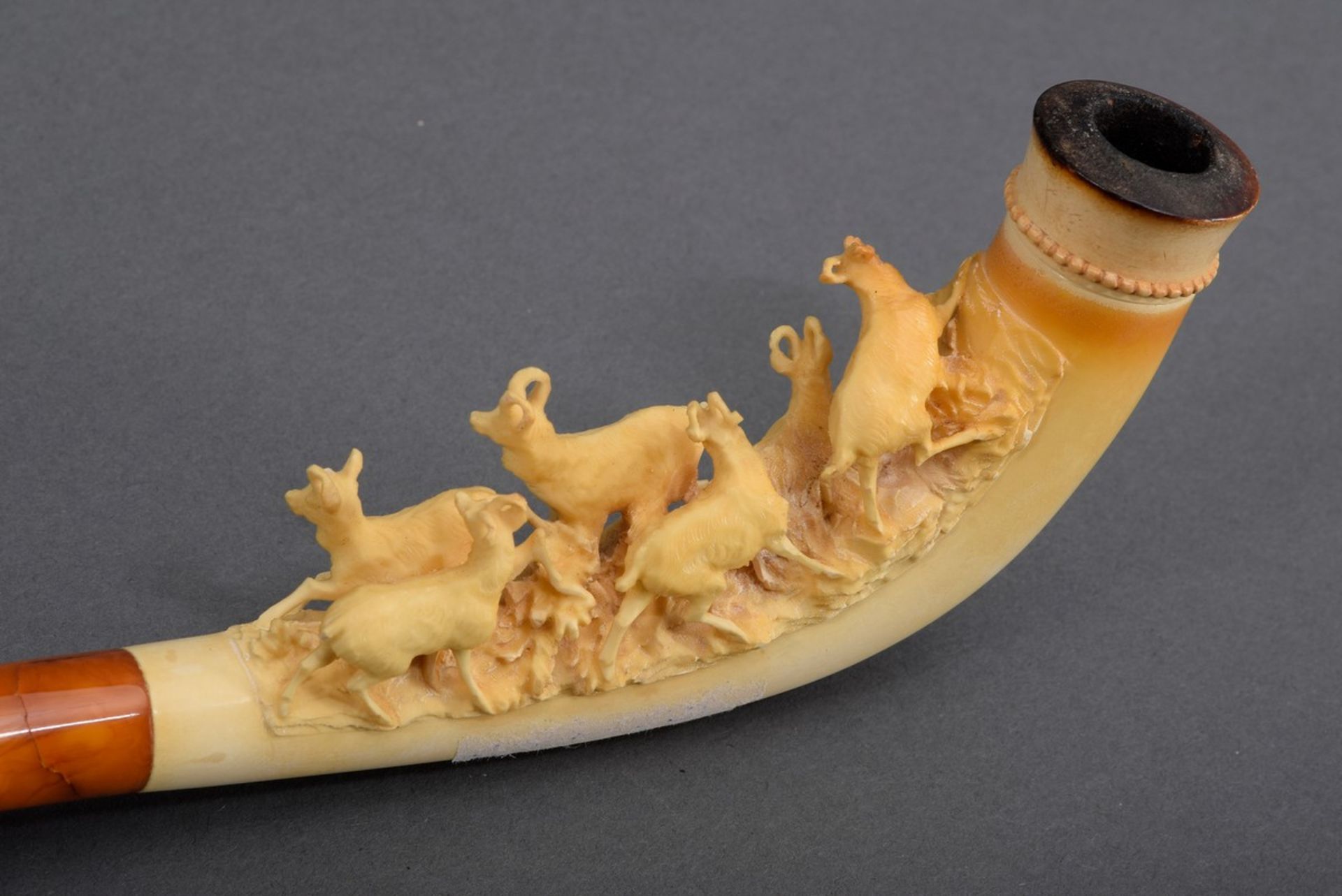 2 Various meerschaum cigar holders with sculptural figures "chamois"/"stags", 1x with amber mouthpi - Image 9 of 9
