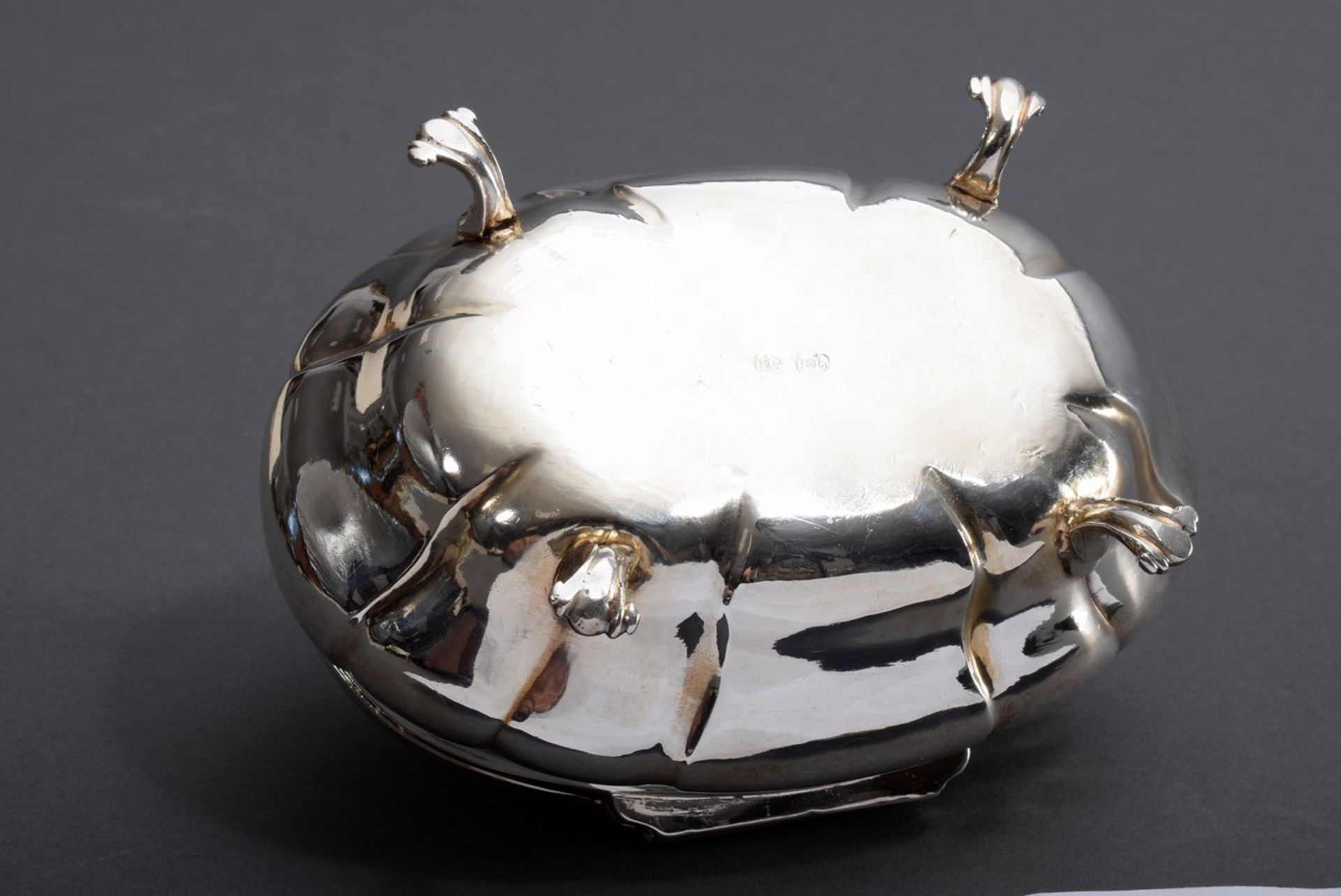 Oval baroque sugar bowl with sparsely decorated body on feet, MM / inspection indistinct, silver, 3 - Image 4 of 5