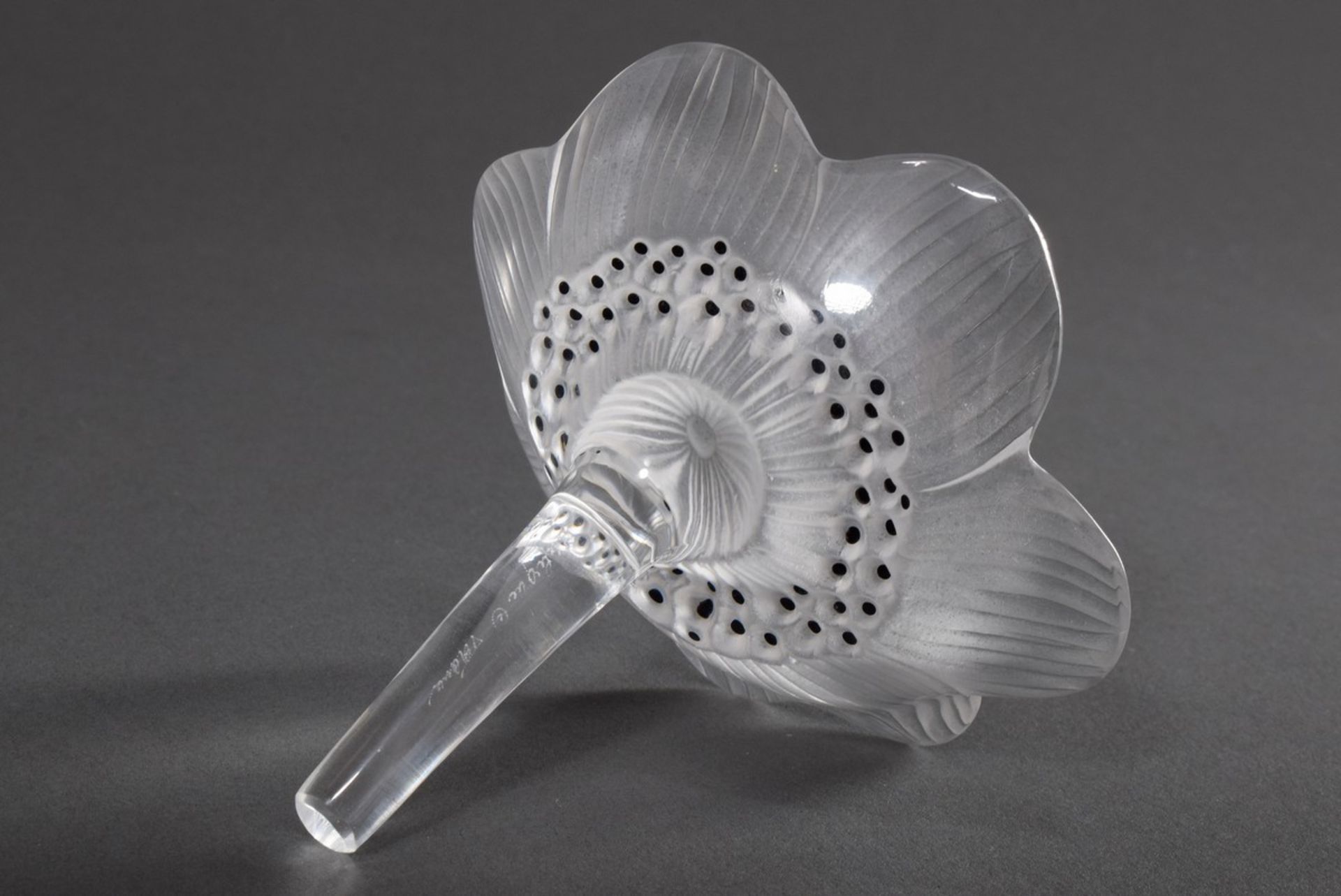 2 Diverse Teile Lalique Glas: Paperweight "Anemone ouverte" und Ringschale "Oiseaux",  Ritzsignatur - Bild 3 aus 6