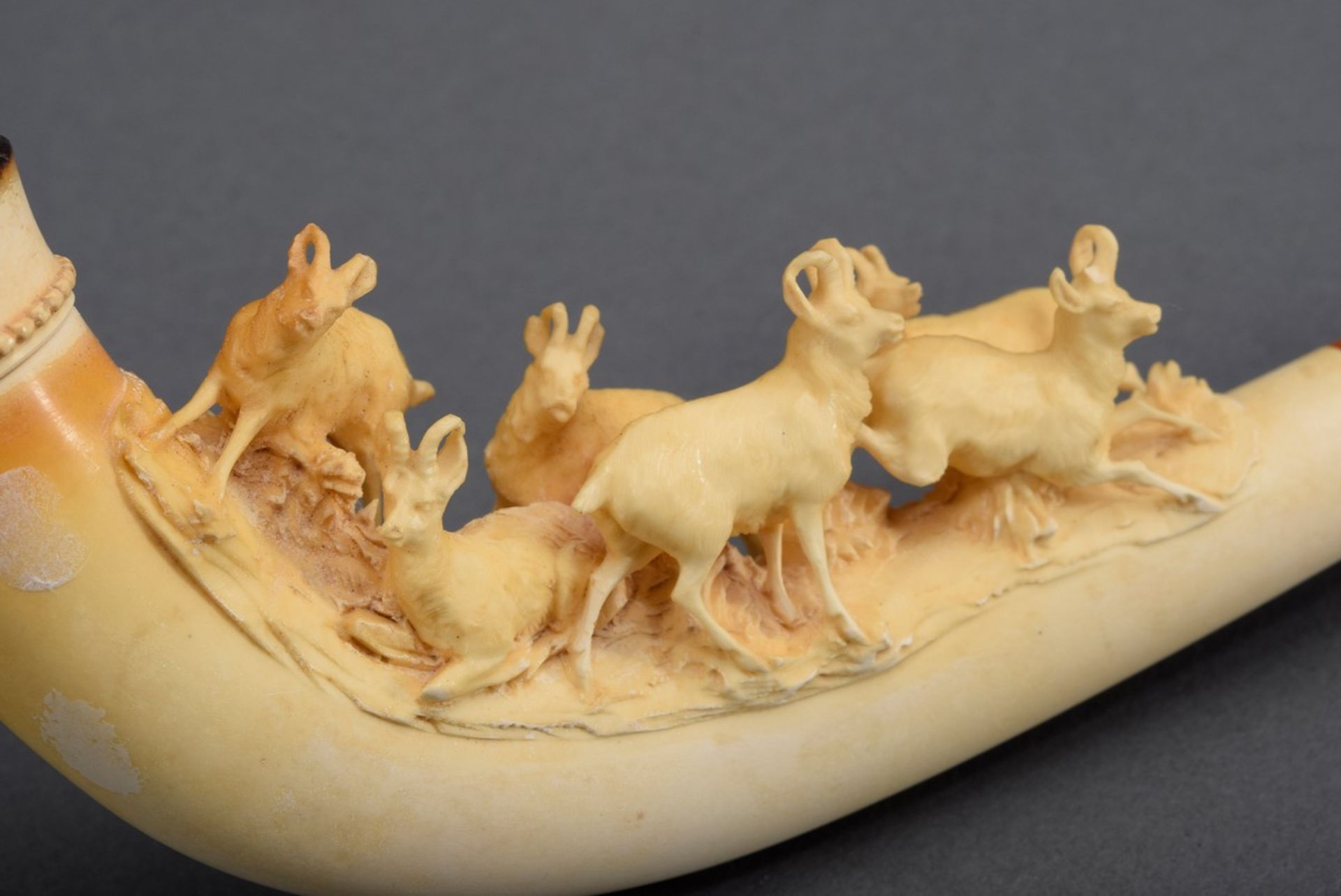 2 Various meerschaum cigar holders with sculptural figures "chamois"/"stags", 1x with amber mouthpi - Image 8 of 9