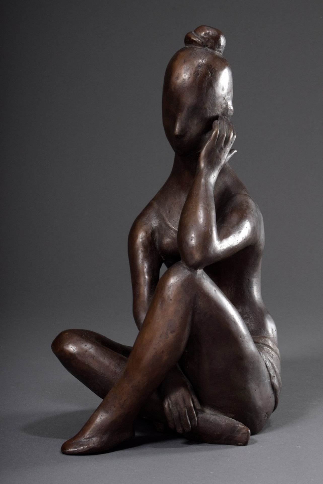 Mohr-Möller, Vera (1911-1998) "Sinnierender Akt", Bronze, sign., Guss: Barth/Elmenhorst, H.36cm - Bild 4 aus 8