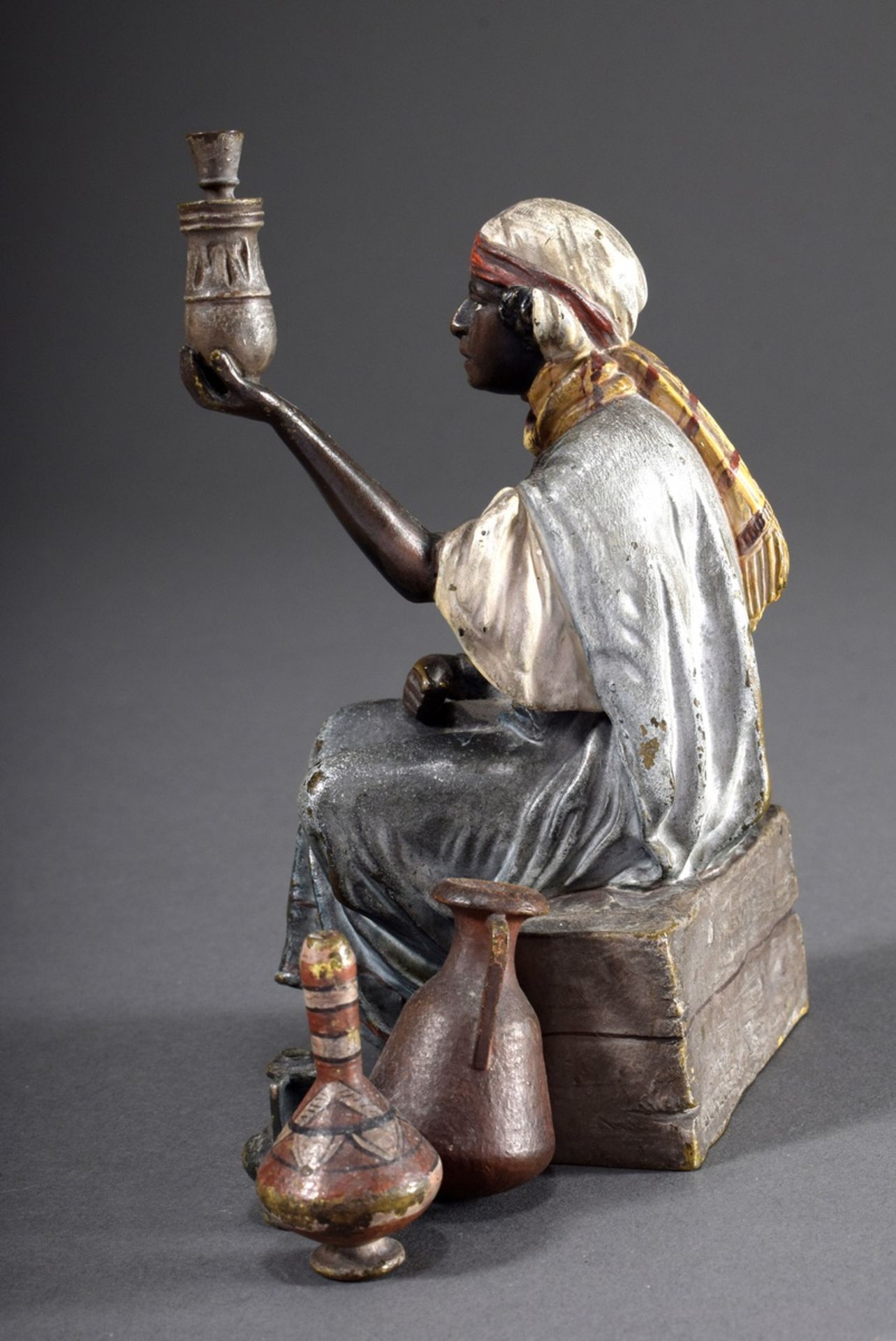 Wiener Bronze "Nordafrikanische Händlerin", farbig bemalt, mit Bergmann Stempel und Nummerierung "4 - Bild 3 aus 6