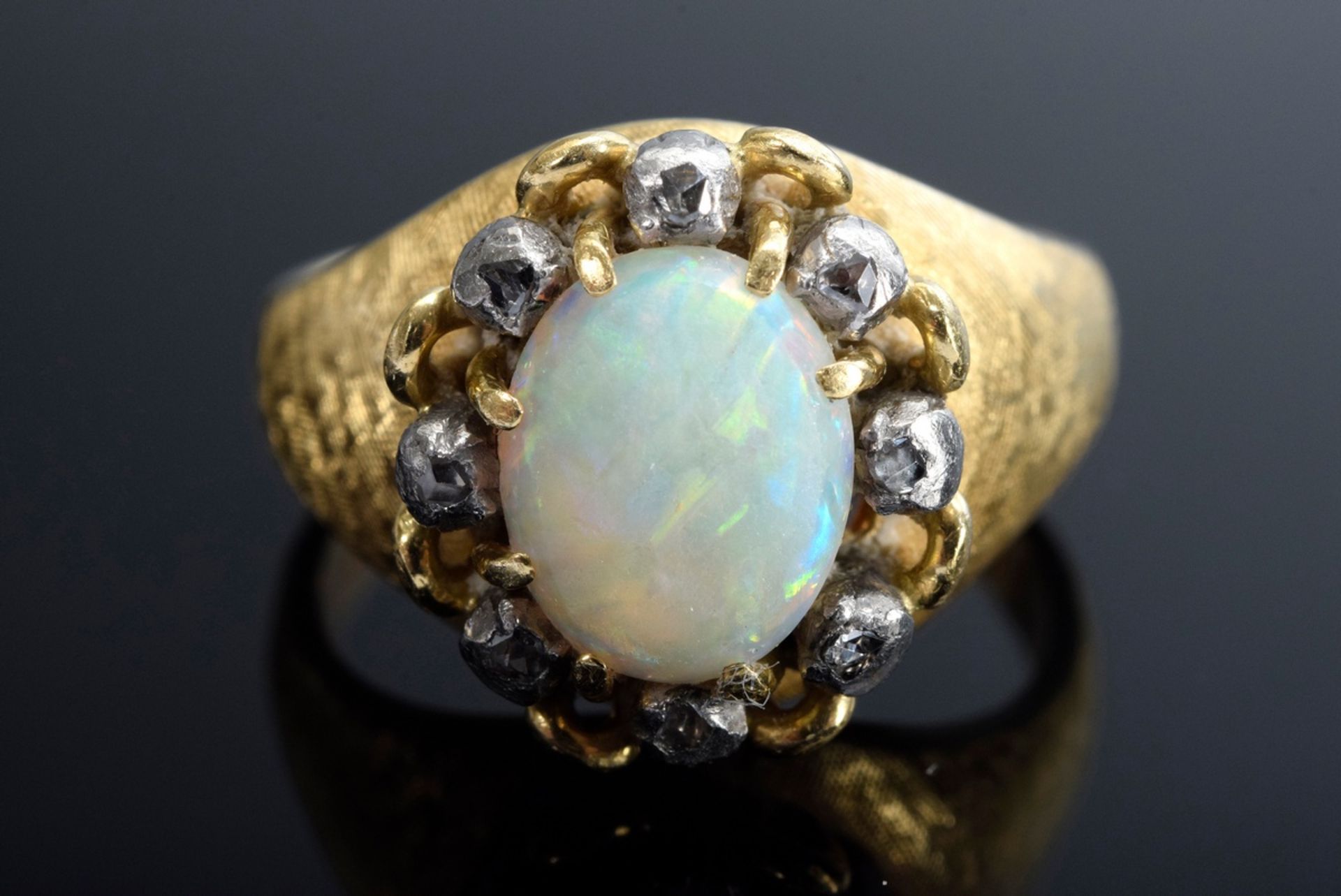 GG/WG 750 Ring mit Opalcabochon in Diamantrosenlunette, 7,9g, Gr. 54, Tragespuren - Bild 3 aus 3