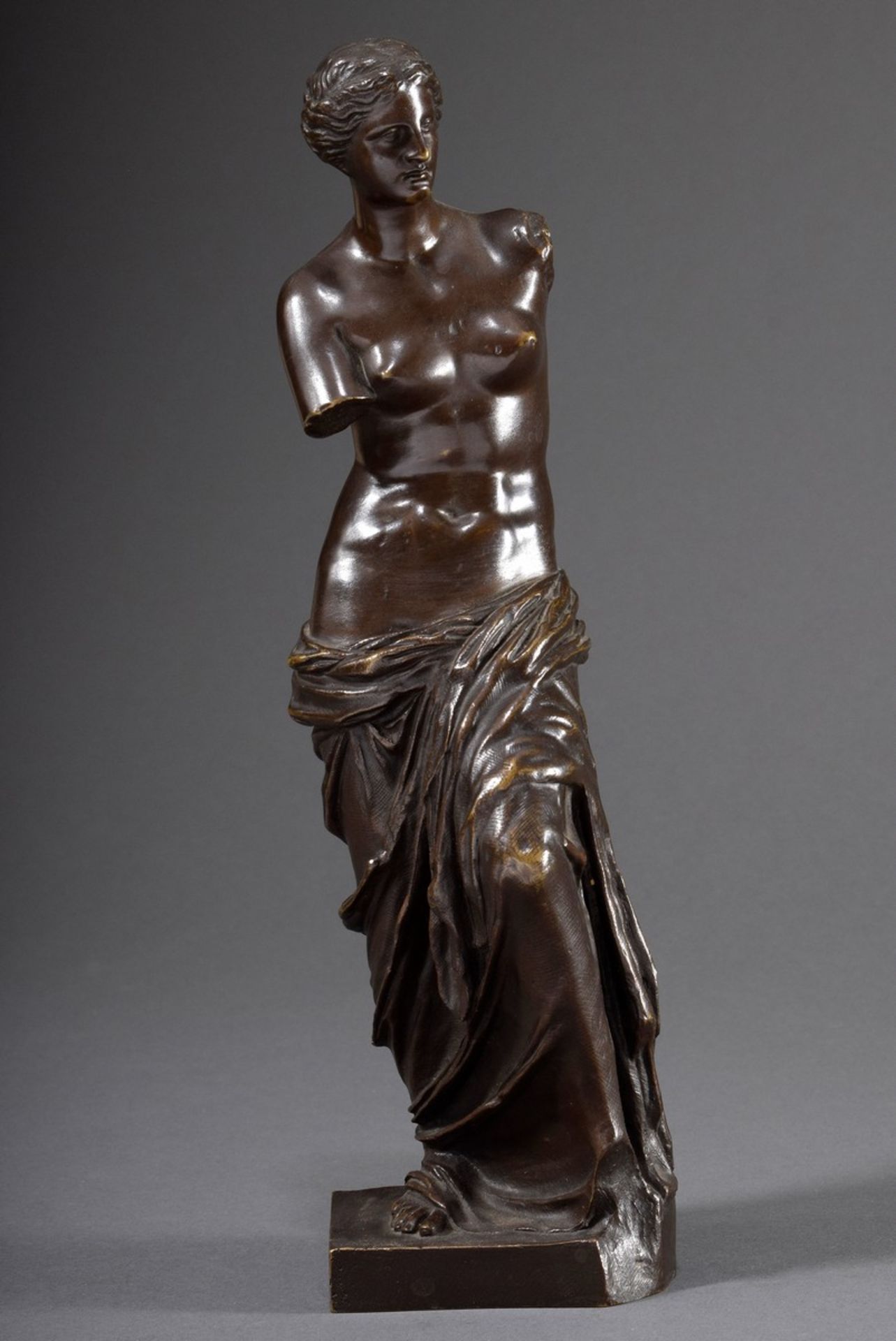 Bronze "Venus von Milo" nach antikem Vorbild, patiniert, seitl. bez. "Susse Fres"., Ende 19.Jh., H.