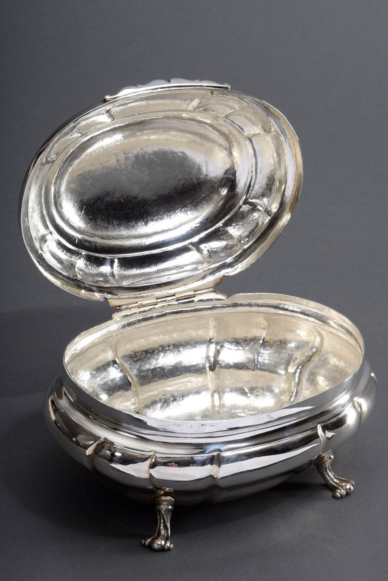 Oval baroque sugar bowl with sparsely decorated body on feet, MM / inspection indistinct, silver, 3 - Image 3 of 5