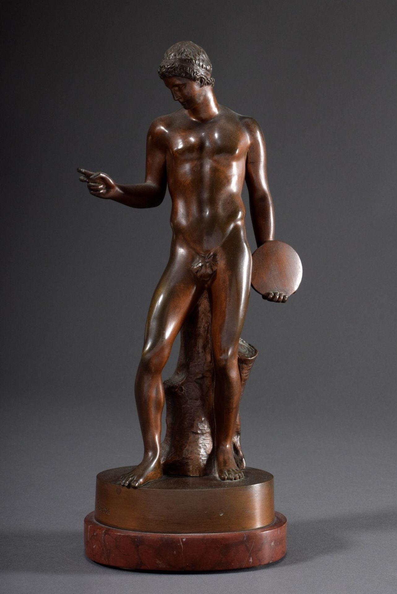 Museumsreplik "Discuswerfer" nach dem griechischen Vorbild "Discobolus" von Alcamene, Bronze patini