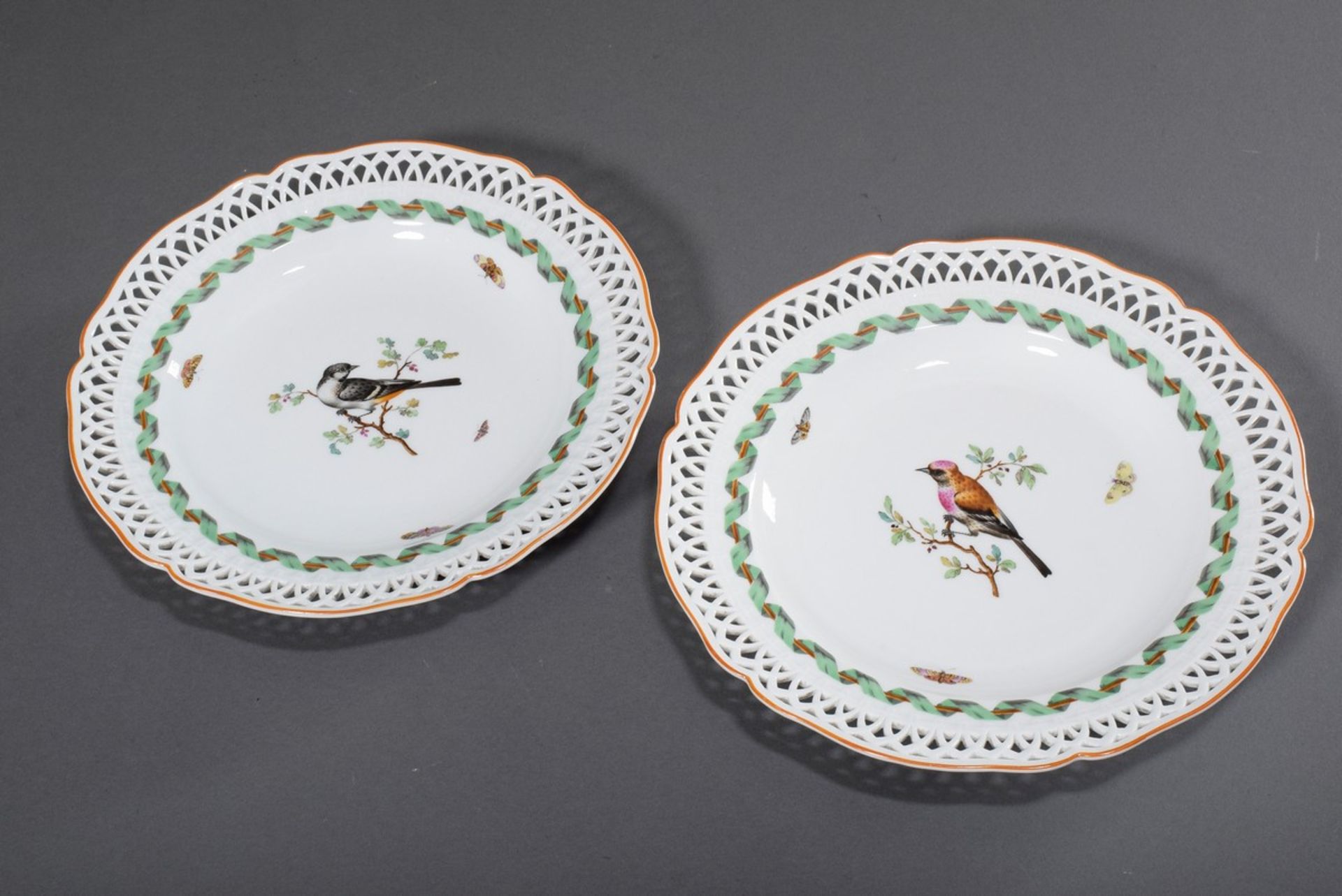 Pair of early KPM plates with openwork rim and polychrome painting "Birds and Butterflies" and "Gre - Image 2 of 7