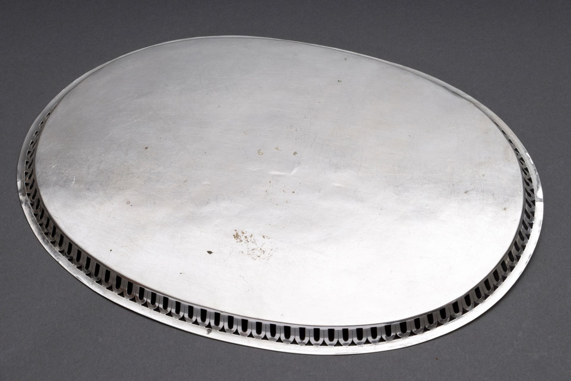 Ovales Tablett mit durchbrochenem Rand, MZ: CK, Beschau undeutlich, um 1800 (?), Silber (Tremuliers - Bild 3 aus 3