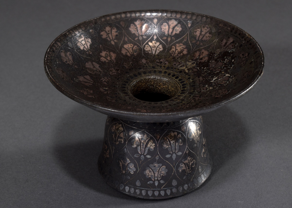 2 Diverse Bidri Gefäße in Kupfer/Zink Legierung mit floralen Silber Tauschierungen, Dekkan/Bidar, I - Bild 7 aus 10