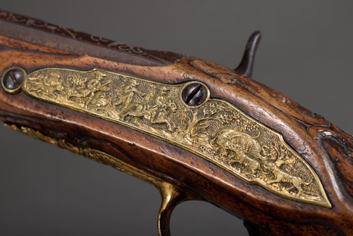 Muzzle-loading/percussion pistol (adjusted) with walnut stock, finely chiselled gilt bronze decorat - Image 8 of 18