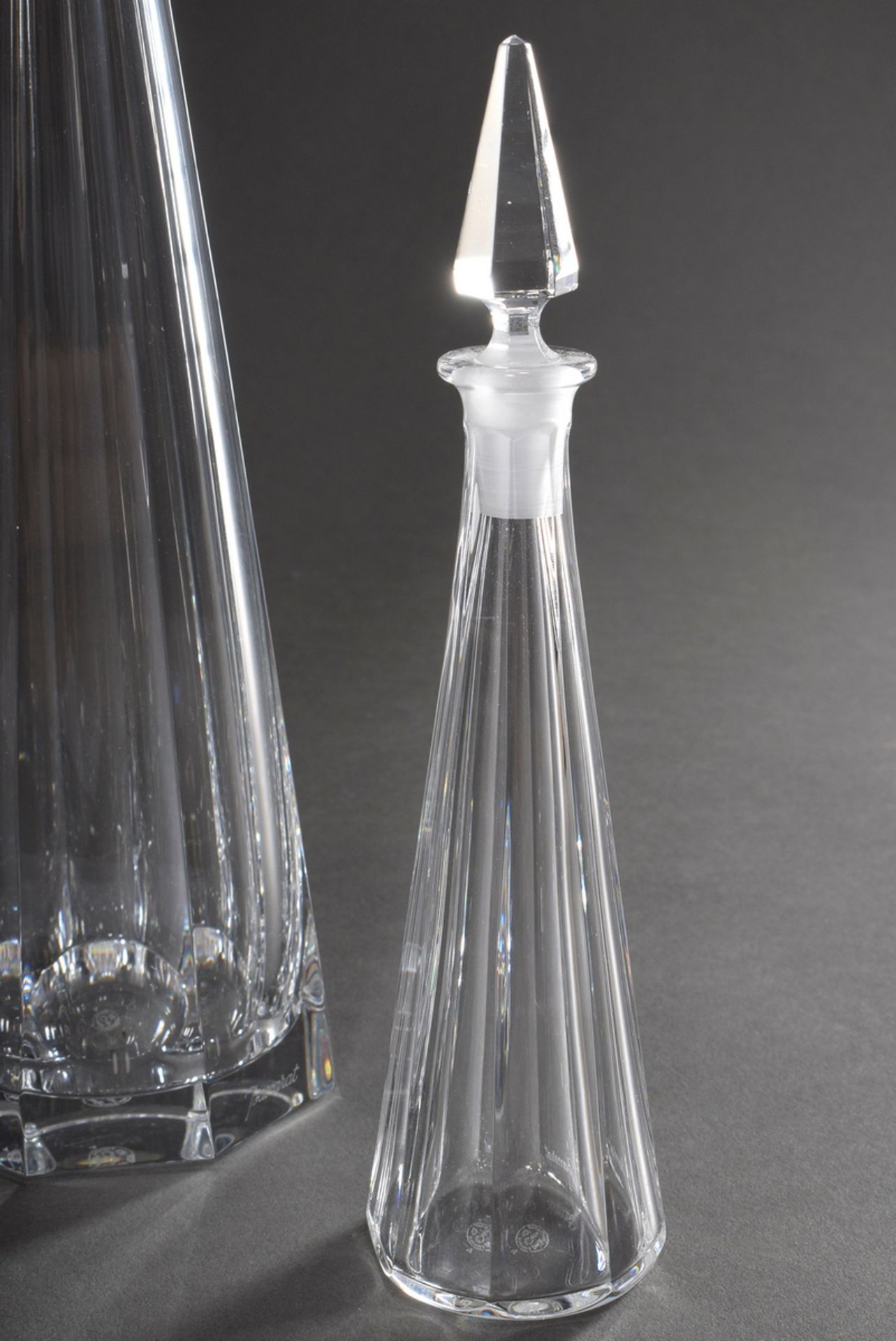 2 Various Baccarat conical carafes with facet cut, bottom signed, h. 43/22cm - Image 2 of 5