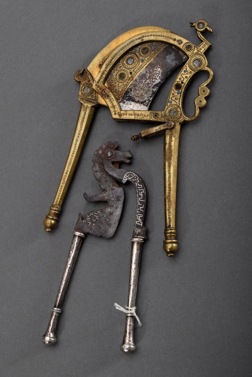2 Diverse antike Betelnusszangen: 1x Eisen mit "Pferdekopf" und Silbertauschierung sowie -griffen (