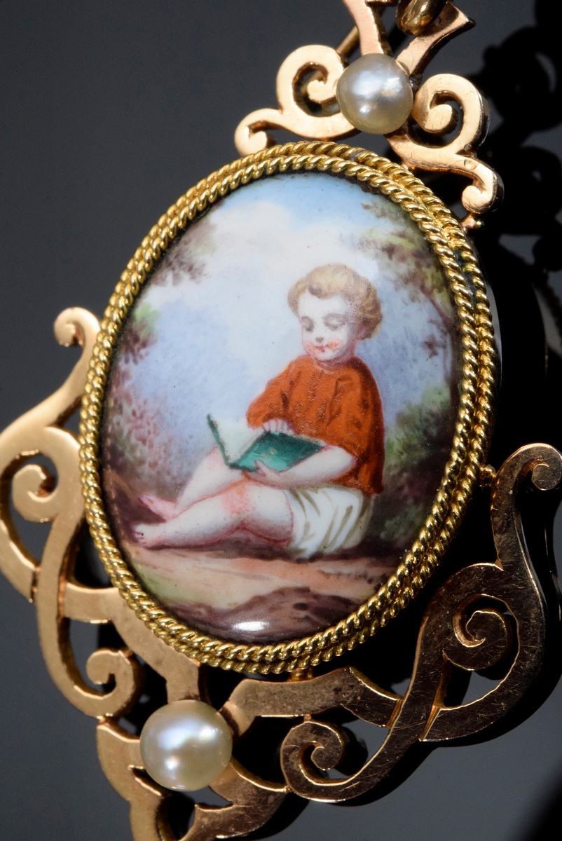 Pair of late Biedermeier drop earrings with oval enamel paintings "Reading and writing child" in a  - Image 2 of 4