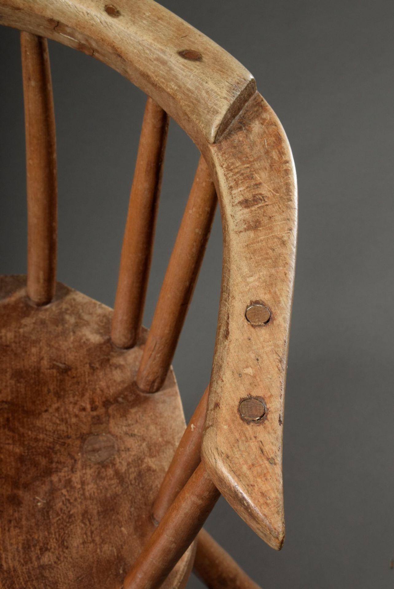 Country kitchen chair with semicircular backrest, soft wood, h. 45,5/76cm, traces of usage - Image 2 of 4