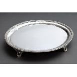 Kleiner englischer Salver in ovaler Form mit Perl- und Blattrand, MZ: John Schofield od. James Stam