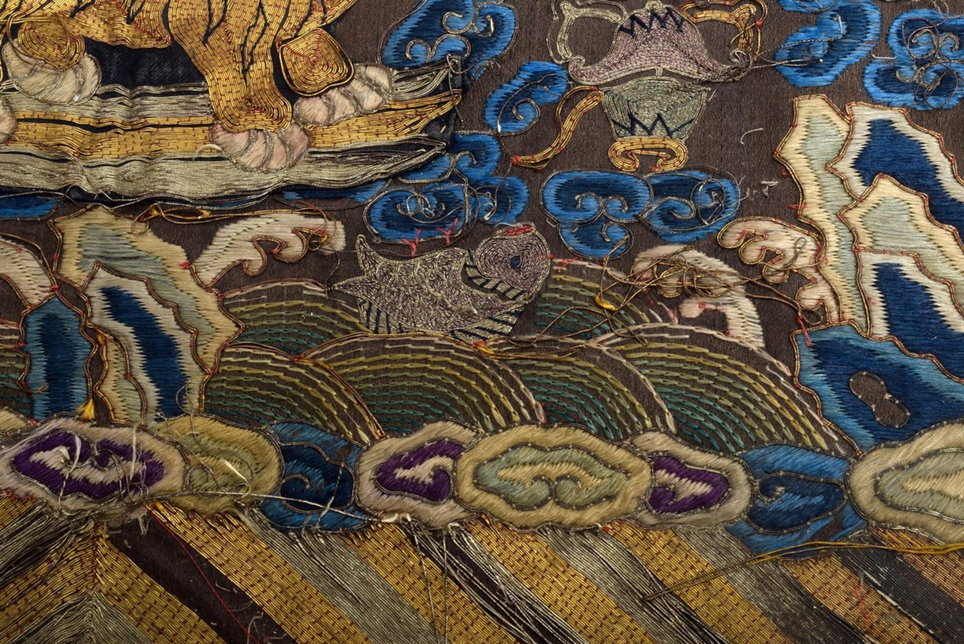 Mandarin insignia "Tiger", 4th military rank, Qing Dynasty, China 19th century, silk with gold thre - Image 4 of 7