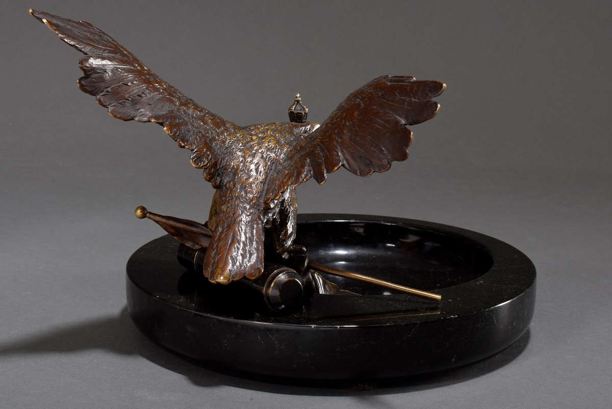 Wilhelminian garnet-serpentine business card tray with fully sculptured bronze "Eagle with imperial - Image 3 of 6