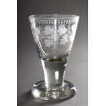 Gedrungener Spitzkelch mit geschliffenem Weinlaubdekor, farbloses Glas, 19.Jh., H. 14cm, leichte Al