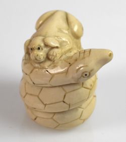 NETSUKE