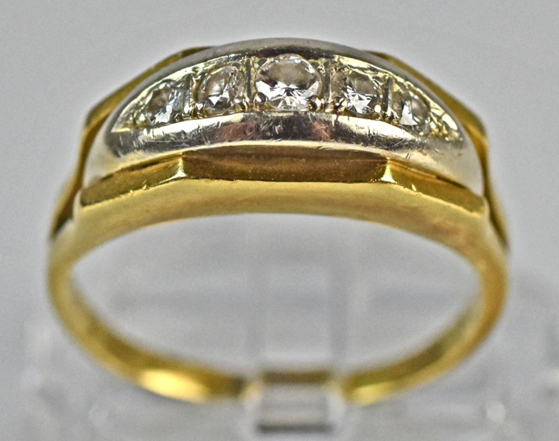 RING besetzt mit 5 kl. Brillanten - Image 2 of 4