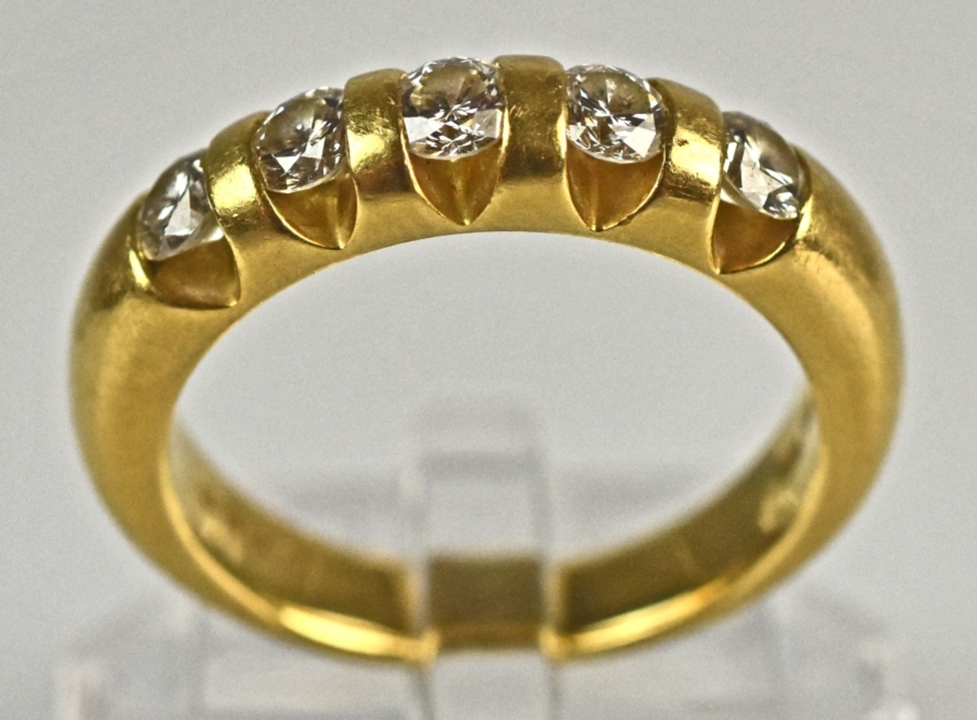 HALBMEMORYRING besetzt mit 5 Brillanten um 1ct - Image 2 of 4