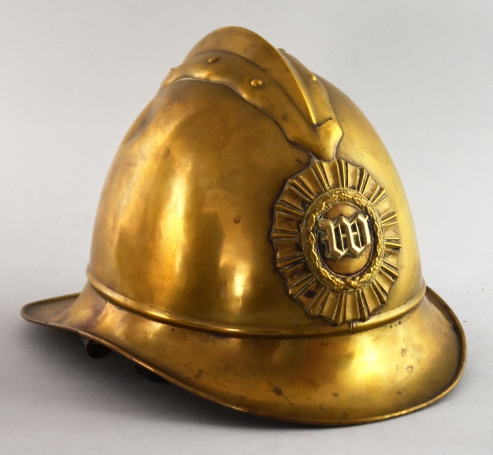 FEUERWEHRHELM Stadtemblem "W"