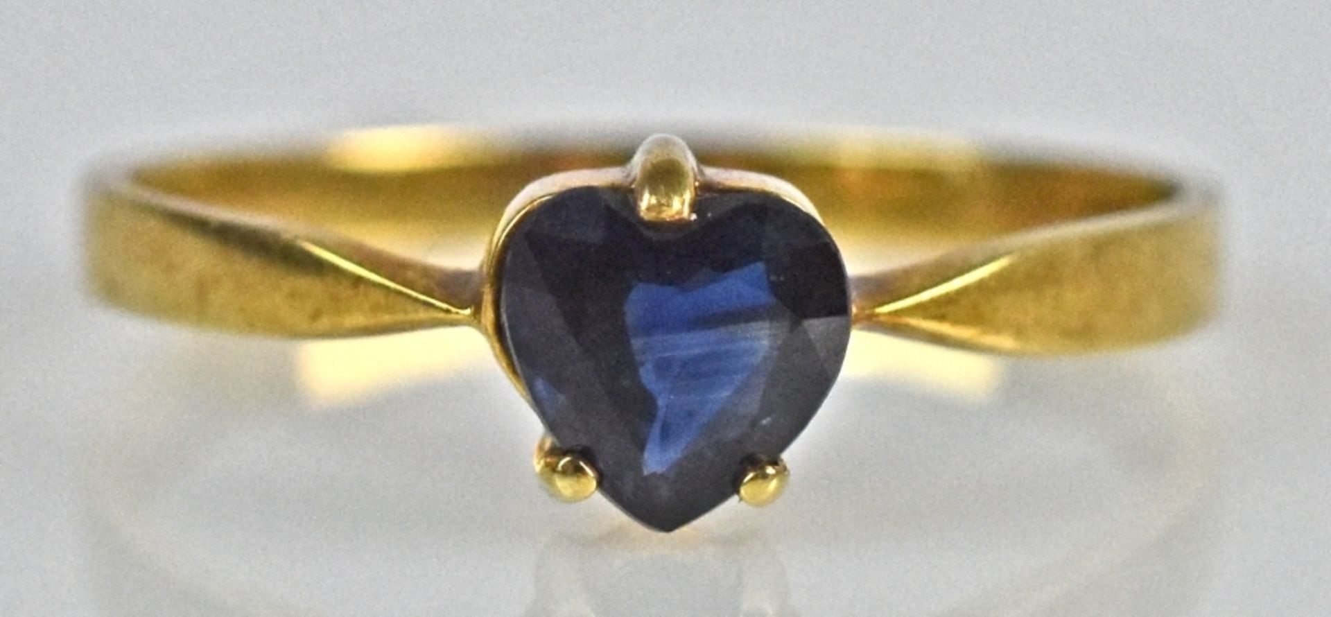 RING Saphirherz 0,3ct in Gelbgoldfassung 14ct