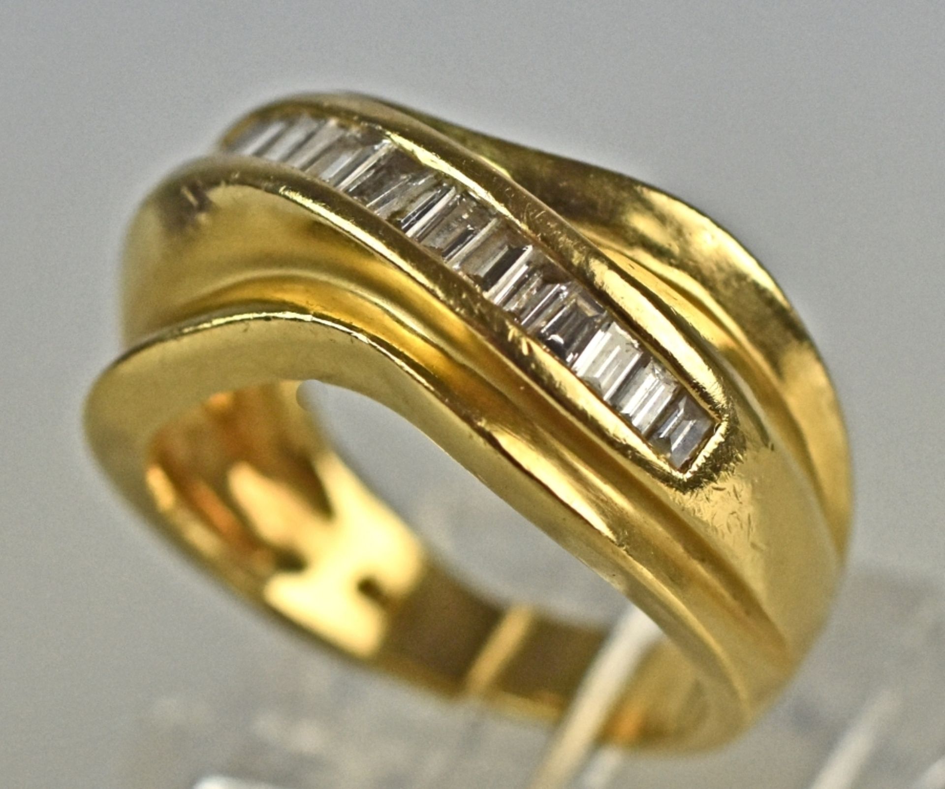 RING mit Band aus Diamantbaguettes - Image 2 of 4