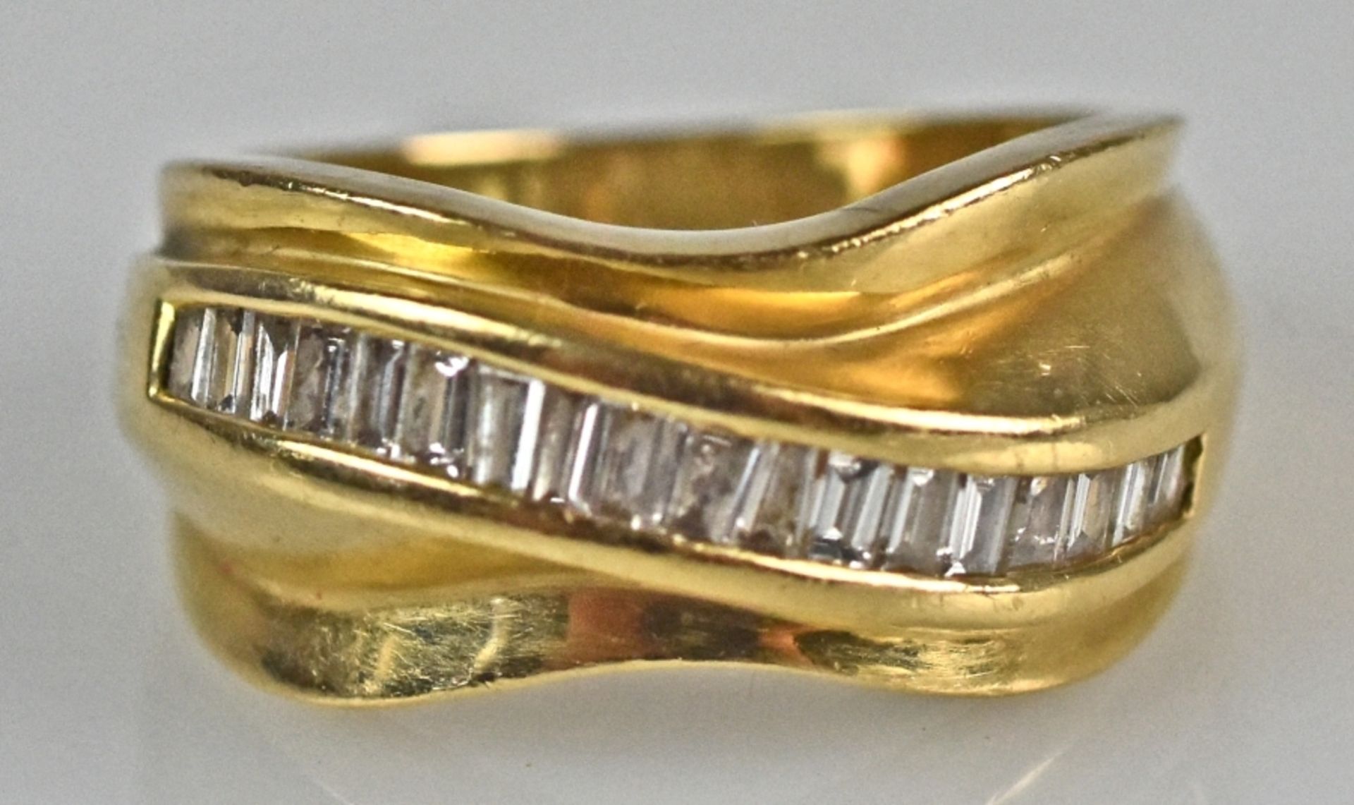 RING mit Band aus Diamantbaguettes - Image 3 of 4