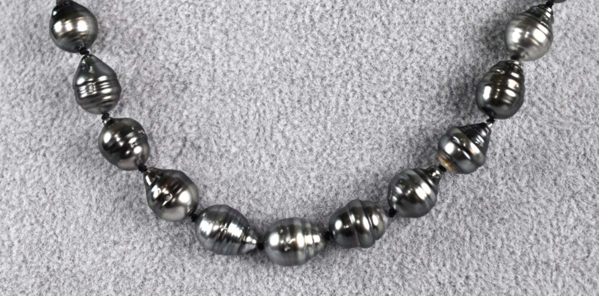 TAHITI-PERLENKETTE barocke Perlen