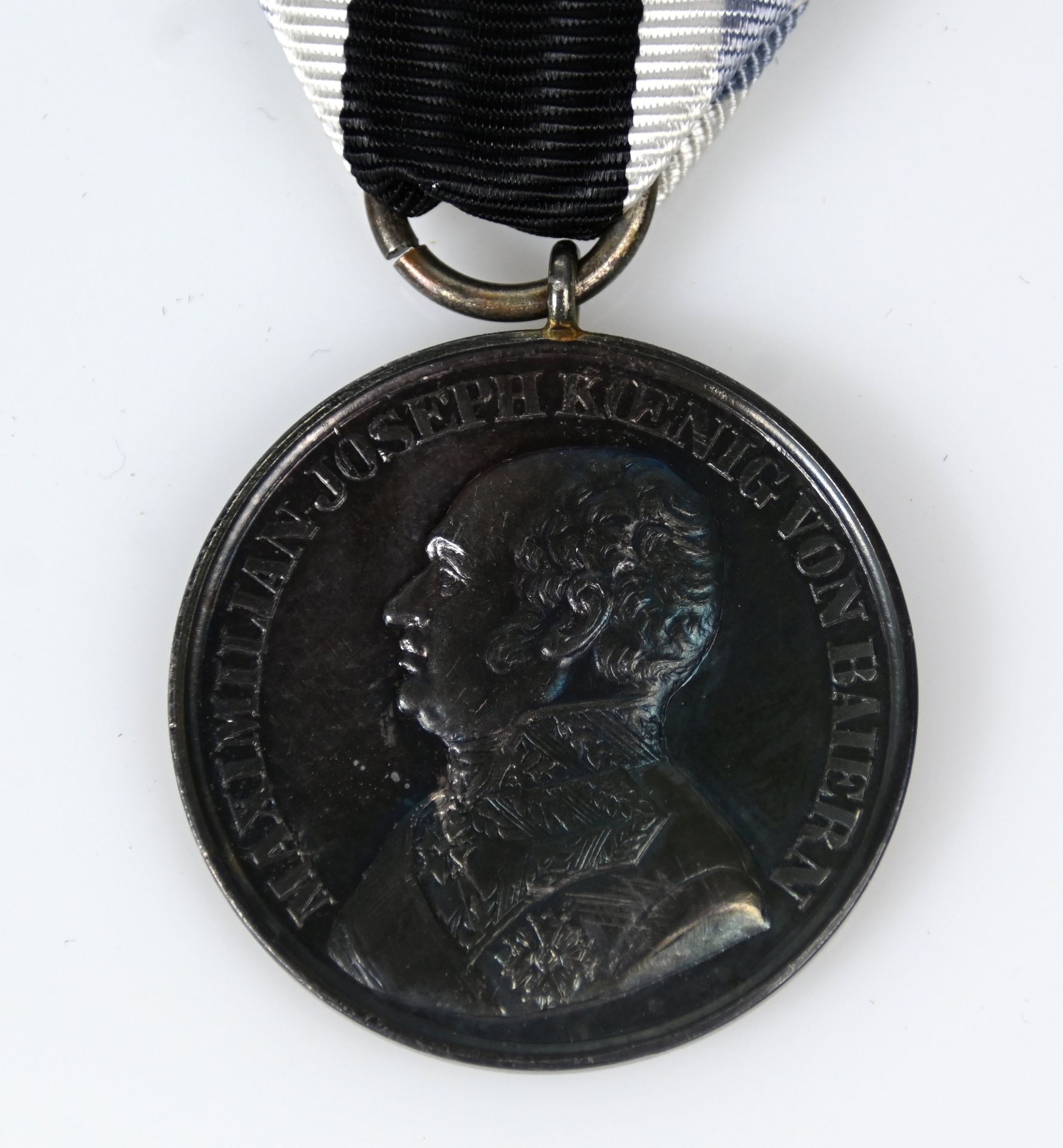 Militär-Verdienstmedaille bzw. (ab März 1918) Tapferkeitsmedaille - Bild 2 aus 3