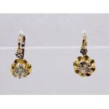 Paar Ohrringe mit Altschliff-Diamanten, zus. ca. 0,45 ct, Frankreich, 1. Hälfte 20. Jh. 585/-