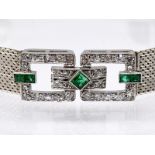 Art Deco- Armband mit Smaragden, zus. ca. 0,2 ct und 32 kleinen Single-Cut-Diamanten, zus. ca. 0,3