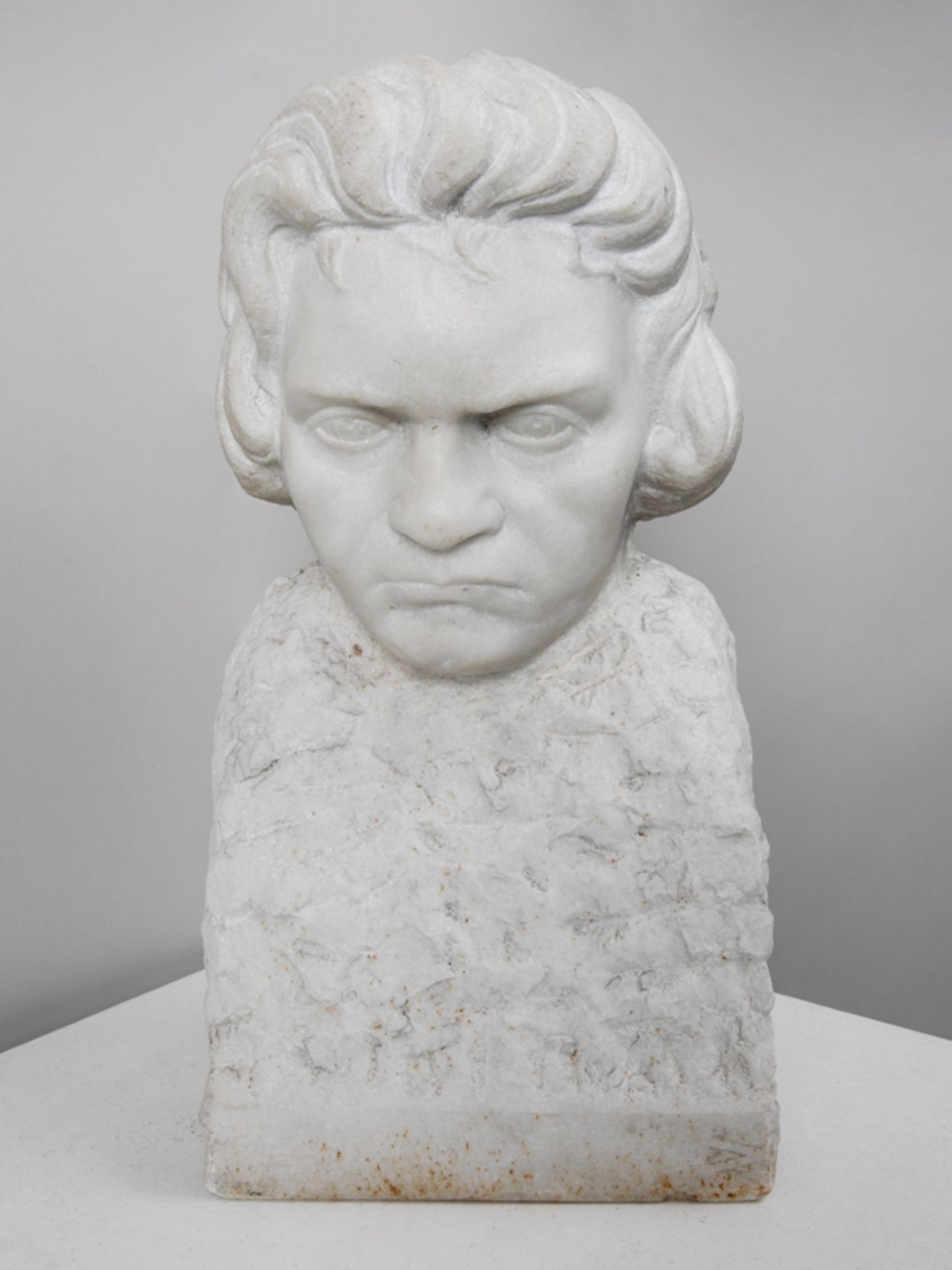 Wiechert, A. (Bildhauer 19./20. Jh.). Marmor-Portraitbüste "Ludwig van Beethoven", Anfang 20. - Bild 2 aus 7