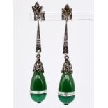 Paar Ohrgehänge mit Achat, Bergkristall und Markasiten, Art Deco. 935/- Silber. Gesamtgewicht