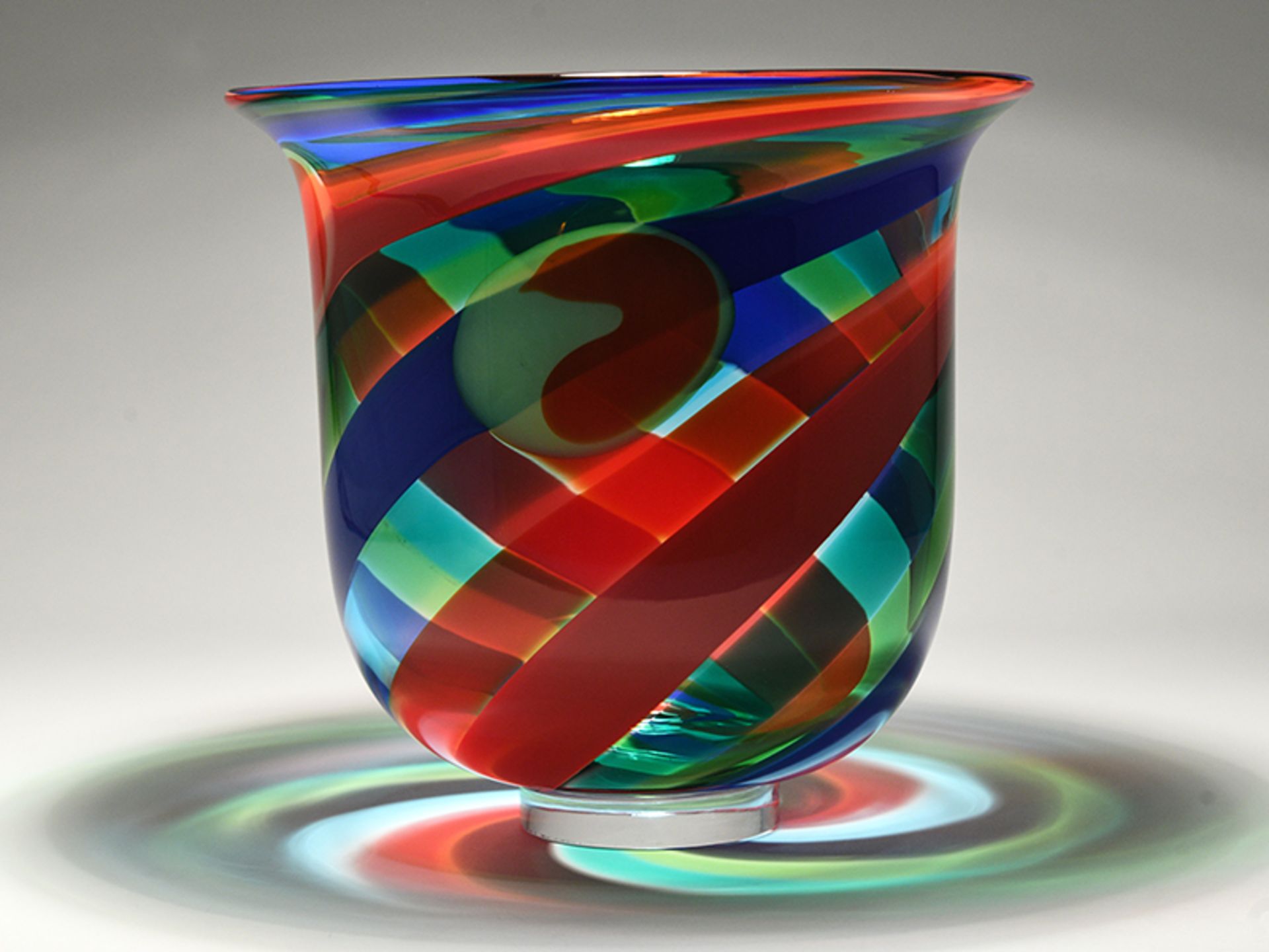 Vase "Cyklon", Entwurf Berit Johansson (*1945), Salviati / Murano, 1992. Muranoglas mit spiralf - Bild 2 aus 4