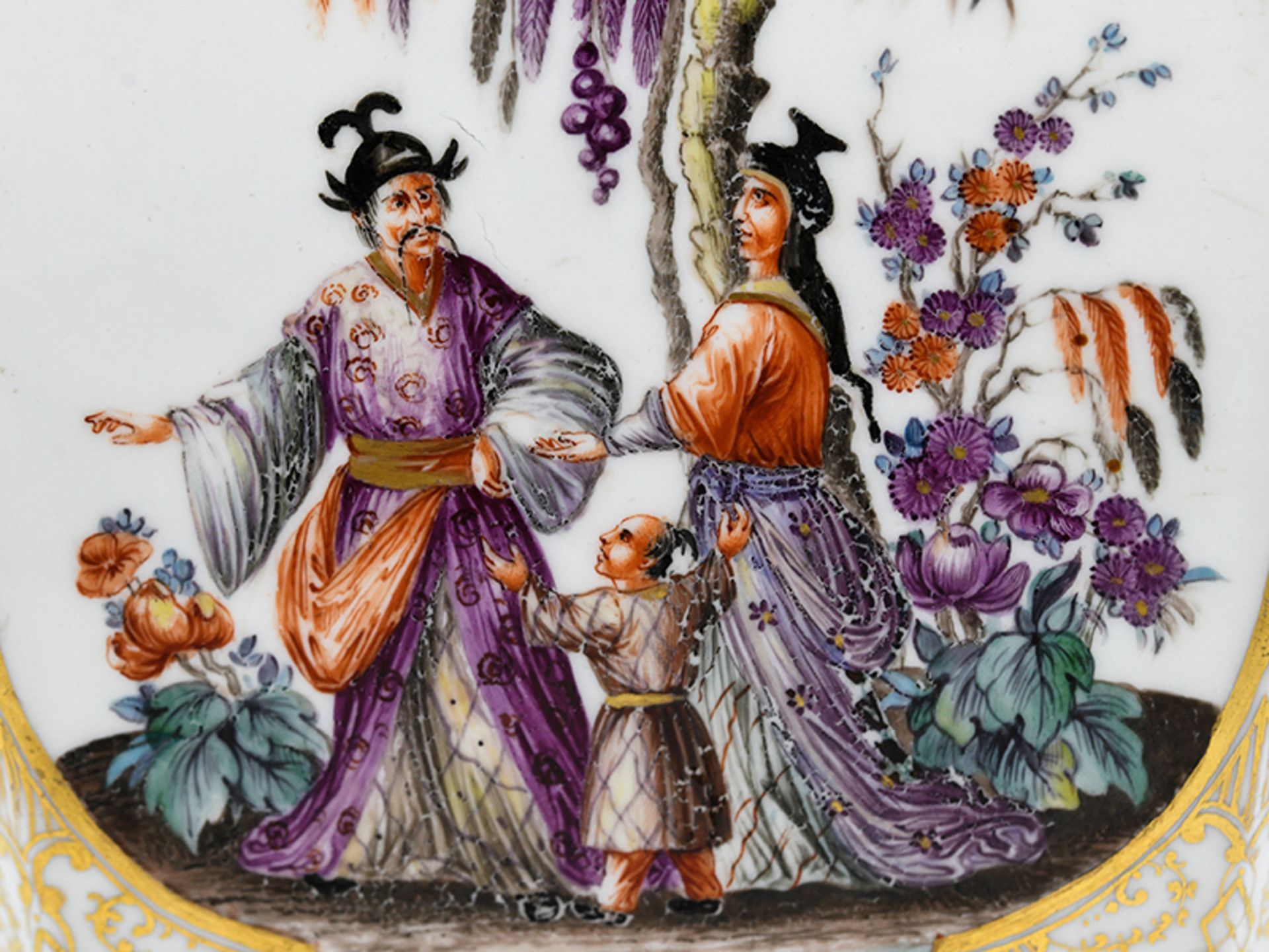 Große Augustus-Rex-Deckelvase mit Höroldt-Chinoiserien; Meissen; um 1730.Weißporzellan mit - Image 9 of 15