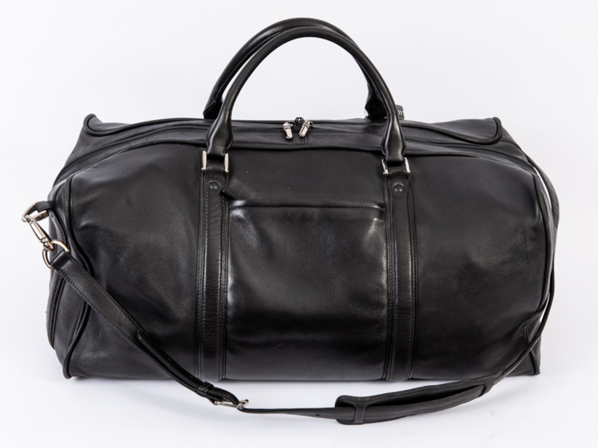 Reisetasche / Travel Weekender / Duffel Bag; Montblanc; 20. Jahrhundert.<br><br>Schwarzes Glattleder