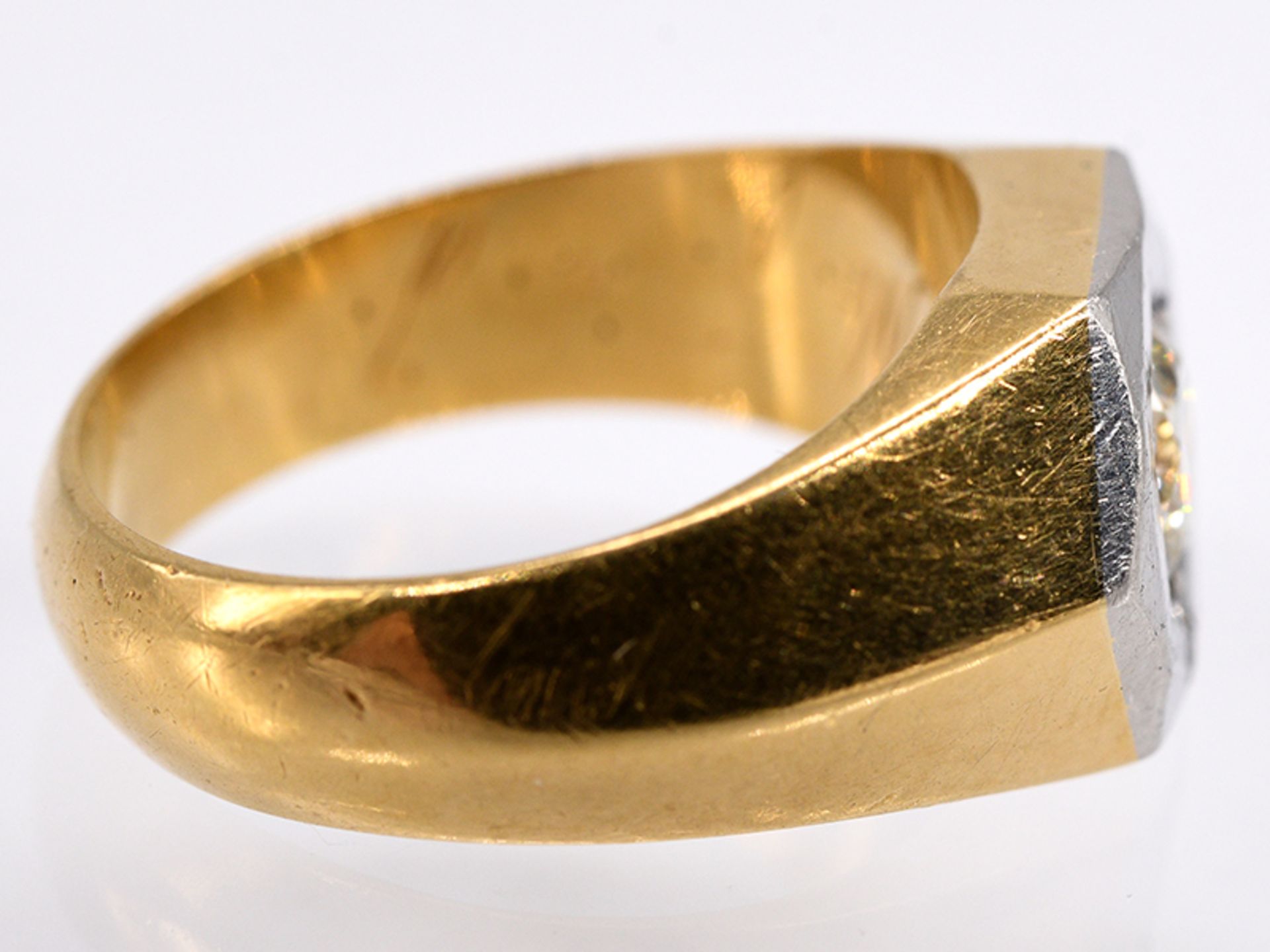 Solitärbandring mit Brillant ca. 0;60 ct; 60- er Jahre.750/- Gelbgold und Platin. Gesamtgewicht - Image 4 of 7