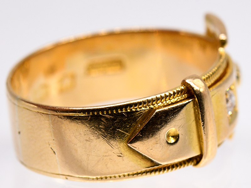 Ring mit Altschliff-Diamant ca. 0,06 ct, England, um 1900. br750/- Gelbgold. Gesamtgewicht ca. 6,4 - Image 3 of 5