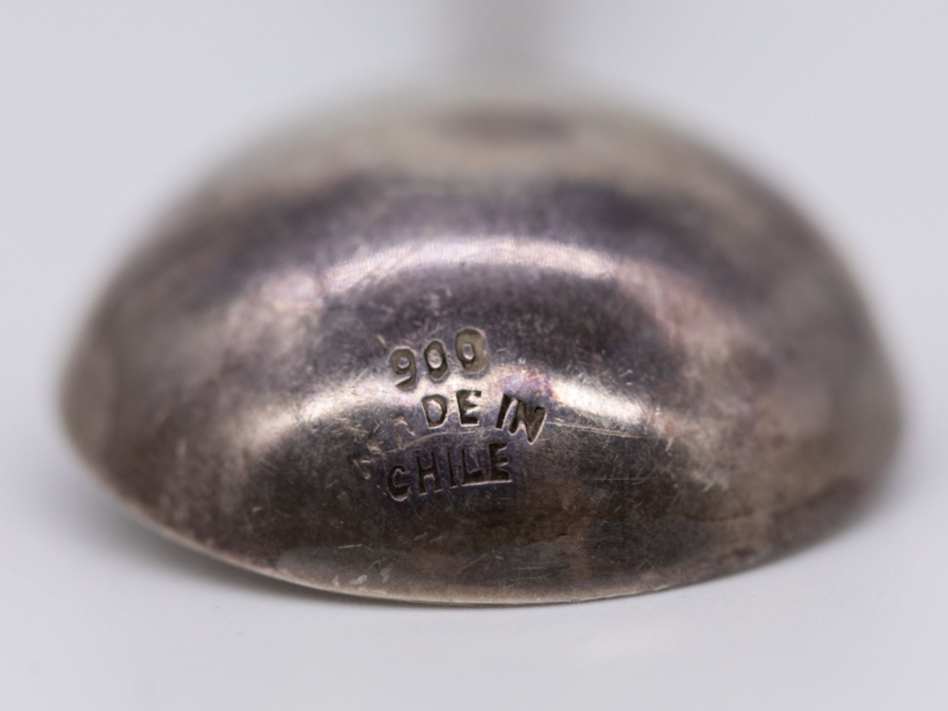 Kleiner ZierlÃ¶ffel mit Lapislazuli-Stein, Chile, 20. Jh. br900/-Silber, Gesamtgewicht ca. 28 g; - Image 3 of 3