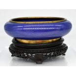 CloisonnÃ©-Schale, China, 19. Jh. brKupfer/Messing mit blau-goldfarbigem Emaille-CloisonnÃ©-Dekor;