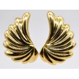 Paar Ohrclips, Victor Meyer, Pforzheim, Anfang 21. Jh. br750/- Gelbgold. Gesamtgewicht ca. 14 g.