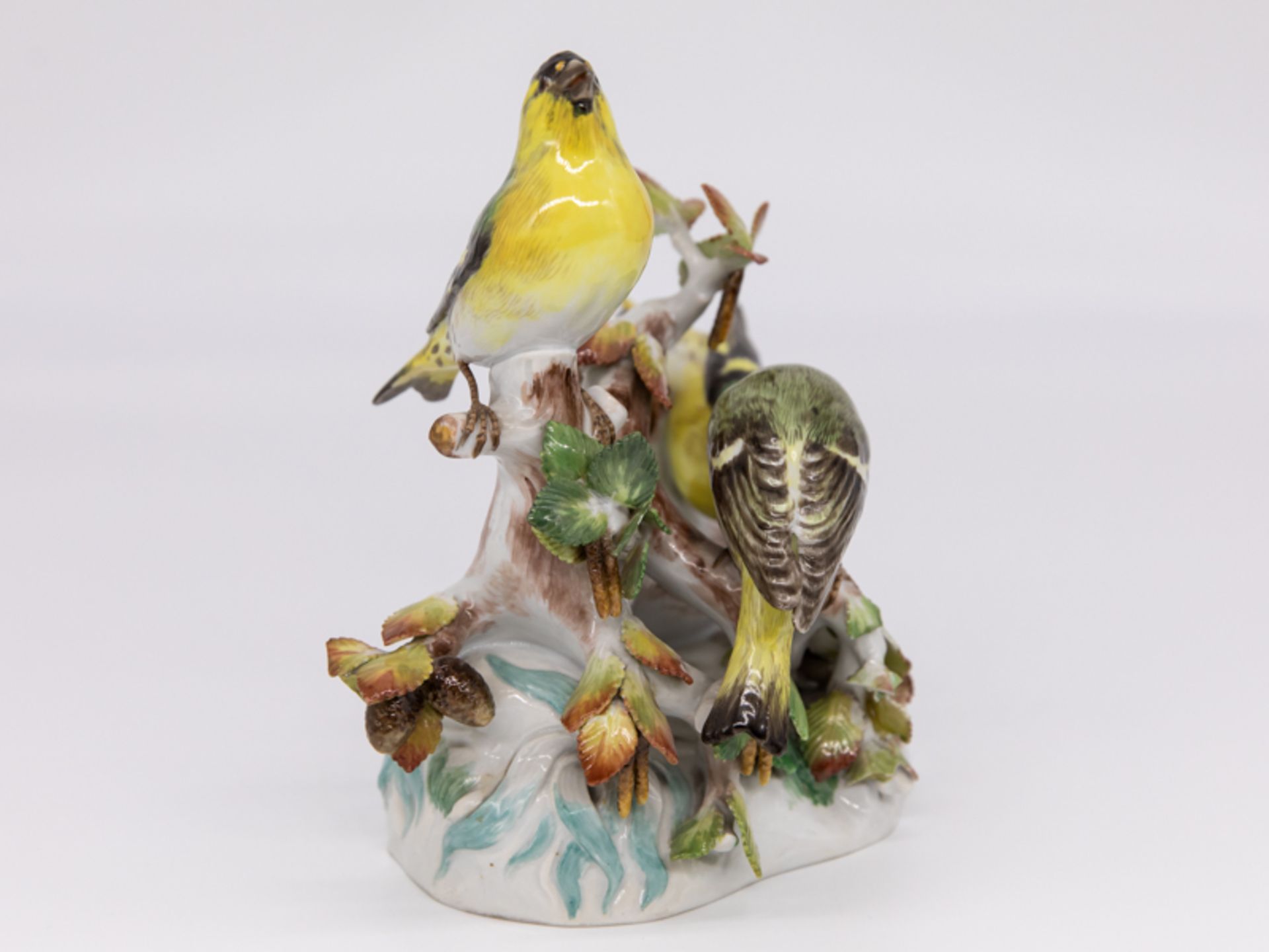 Vogel-Figurengruppe "Zeisig-Gruppe auf Astwerk", Entwurf: August Ringler, Meissen, 1924-34 ( - Image 9 of 10