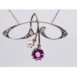 Jugendstil-Collier mit wohl rosa Turmalin, Orientperle und 14 Altschliff-Diamanten, zus. ca. 0,1 ct,