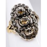 Antiker Ring mit Diamantrosen, 19. Jh. br585/- Gelbgold und Silber. Gesamtgewicht ca. 5,7 g.