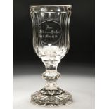 Biedermeier-Pokal "Zur Silberhochzeit", BÃ¶hmen, um 1850. brFarbloses, facettiert geschliffenes Glas