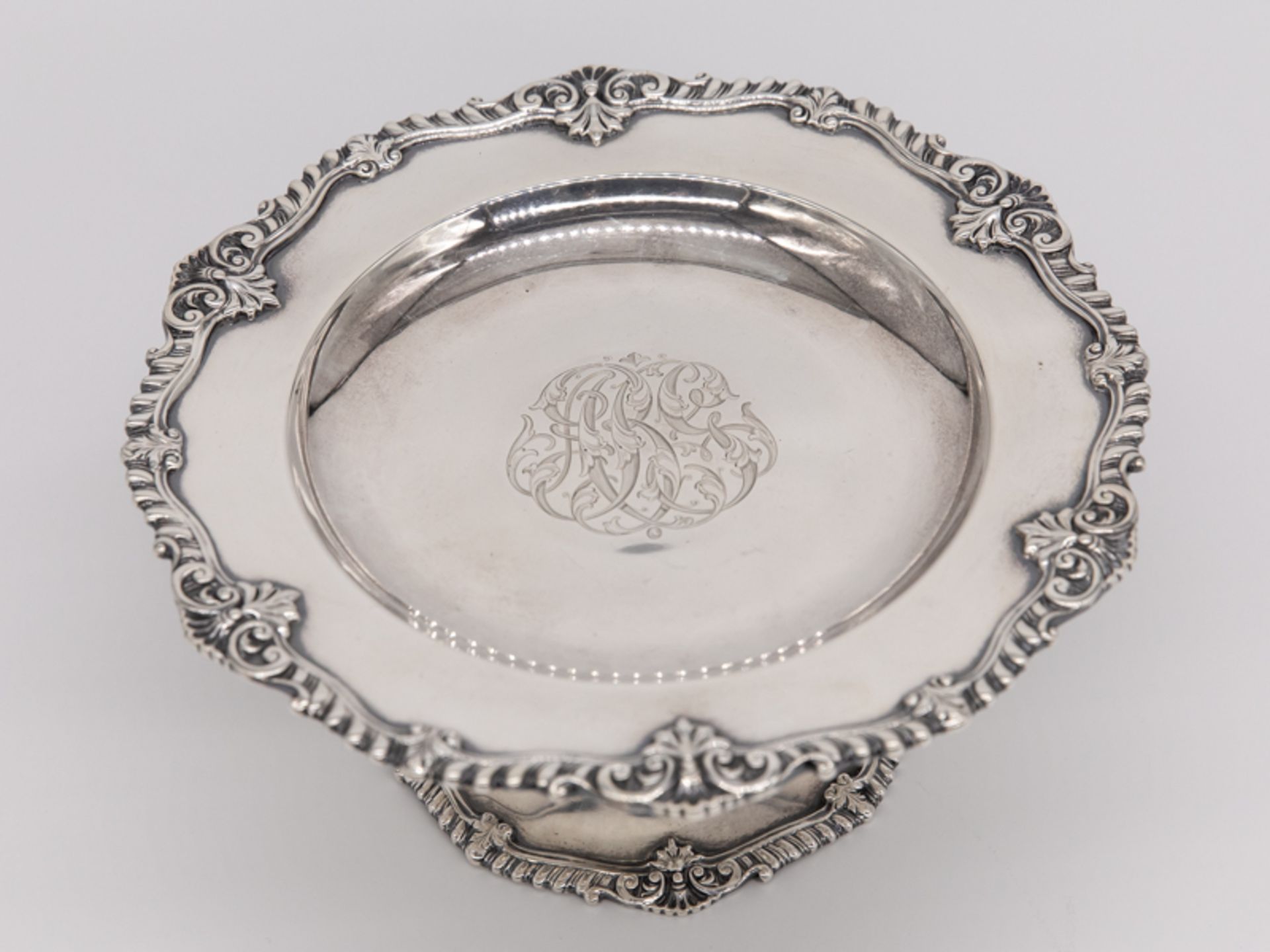 Aufsatzschale, Black, Starr & Frost, New York/USA, um 1900. brSterling-Silber, Gewicht ca. 446 g; - Image 2 of 3